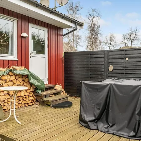 Lovely In With Kitchen